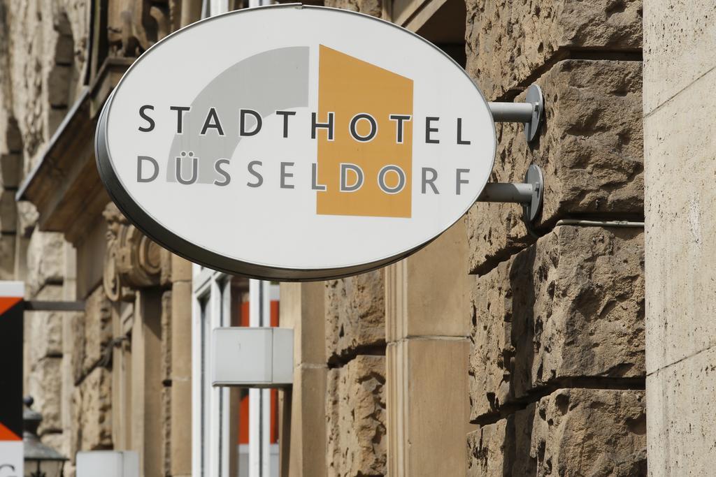 Stadthotel Duesseldorf Exterior photo